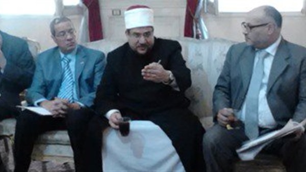الأعلى للشئون الإسلامية يقرر ترجمة بيان "كشف علماء الفتنة" للغات الحية الأعلى للشئون الإسلامية يقرر ترجمة بيان "كشف علماء الفتنة" للغات الحية