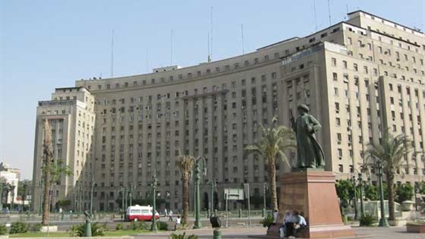 السعيد : تطوير واجهات مجمع التحرير وعمر مكرم والجامعة الأمريكية ليتزامن مع إفتتاح جراج التحرير   