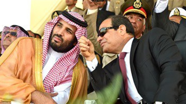 مصريون يدشنون "هاشتاج" على تويتر للترحيب بوزير الدفاع السعودى مصريون يدشنون "هاشتاج" على تويتر للترحيب بوزير الدفاع السعودى