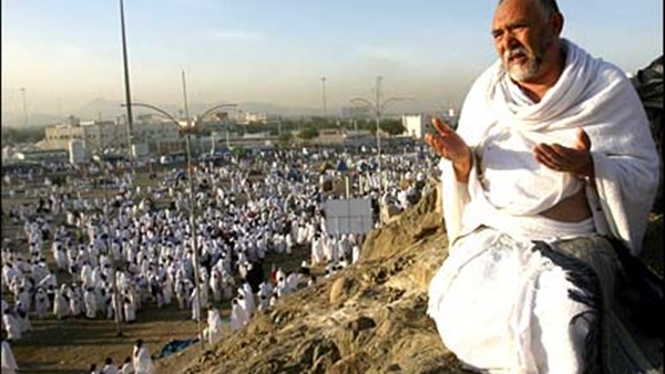 الحج السياحي تعلن الطوارئ..  و 30 اغسطس بدايه سفر الحجاج 