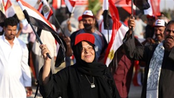 "المصريين الأحرار" ينظمون وقفة بالأعلام المصرية للاحتفال بافتتاح القناة "المصريين الأحرار" ينظمون وقفة بالأعلام المصرية للاحتفال بافتتاح القناة