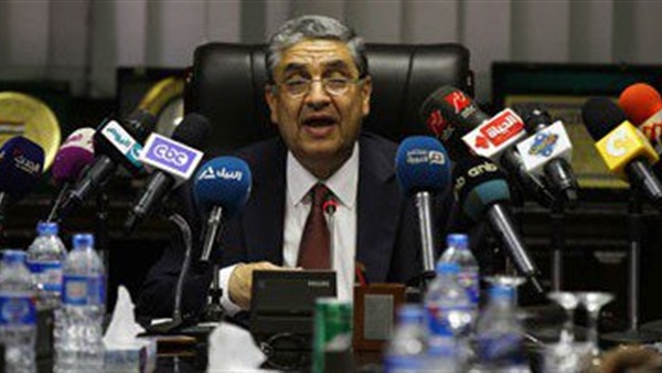 وزير الكهرباء: الزيادة الجديدة تراعى محدودى الدخل.. والقادر يدفع أكثر وزير الكهرباء: الزيادة الجديدة تراعى محدودى الدخل.. والقادر يدفع أكثر