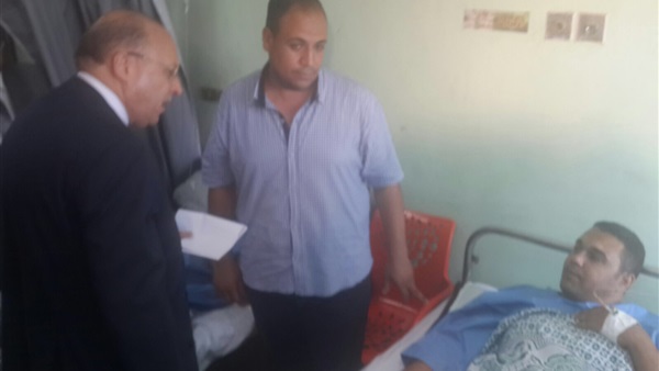 وزير الصحة يزور مصابي تفجير  الأمن الوطني بشبرا 