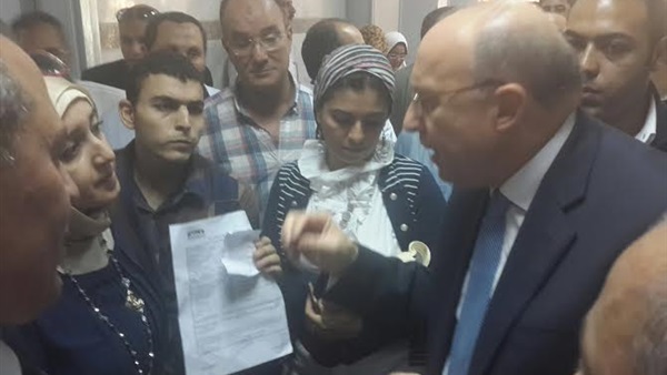 وزير الصحة يتفقد مستشفي المنصورة الدولي  