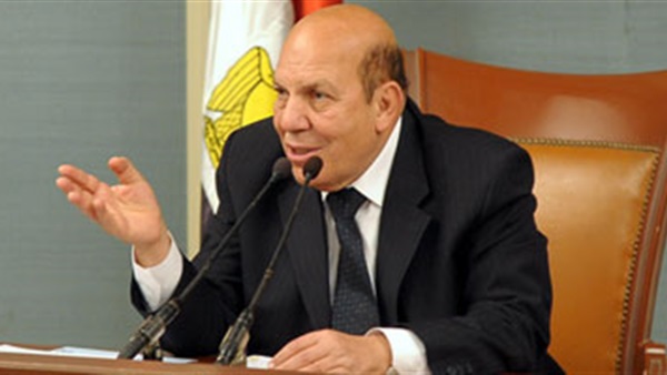 لبيب يشاور المحافظين لتغيير وقت العمل لعمال النظافة لبيب يشاور المحافظين لتغيير وقت العمل لعمال النظافة