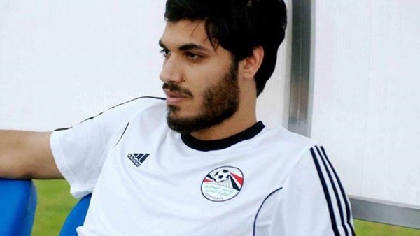 علي جبر يغيب عن تدريبات المنتخب بسبب "كدمة القدم" علي جبر يغيب عن تدريبات المنتخب بسبب "كدمة القدم"