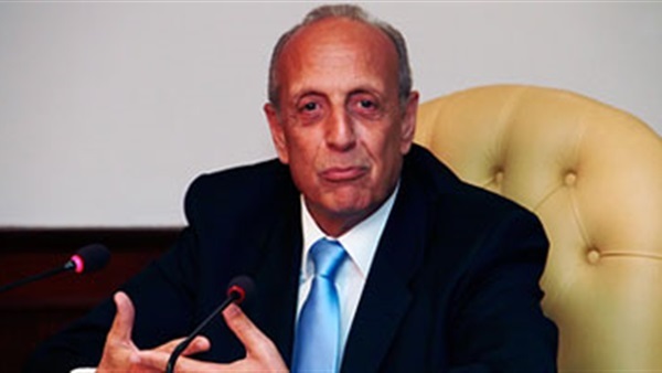 5 أسباب وراء استقالة رئيس الشركة المصرية للإتصالات 5 أسباب وراء استقالة رئيس الشركة المصرية للإتصالات