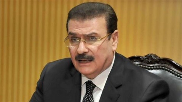 مصادر: وزير النقل   