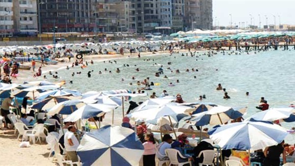 غلاء الأسعار يبدد «فرحة العيد»  في الإسكندرية 