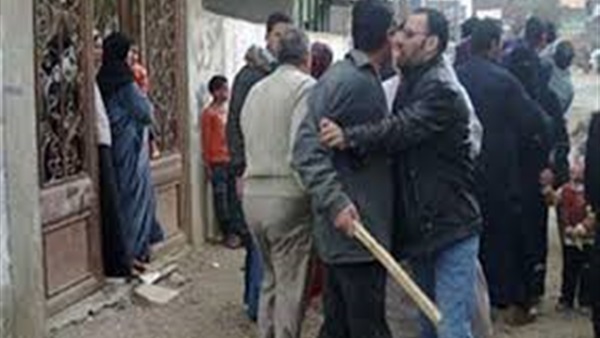 إصابة 5 أشخاص فى اشتباكات بين عائلتين بالمنيا إصابة 5 أشخاص فى اشتباكات بين عائلتين بالمنيا
