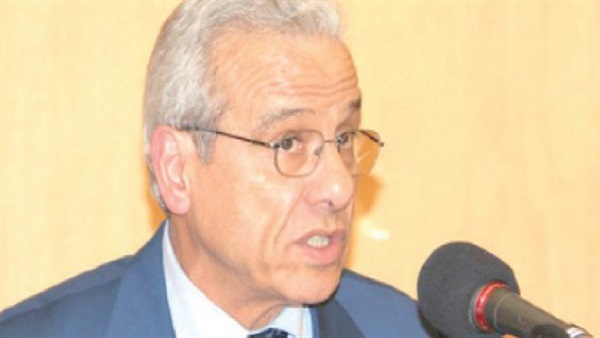 وزير النقل التونسى: لامجال لغلق المعابر البرية مع ليبيا وزير النقل التونسى: لامجال لغلق المعابر البرية مع ليبيا