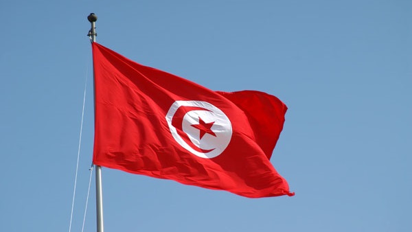مصرع ضابط وإصابة 4 من الأمن في تونس مصرع ضابط وإصابة 4 من الأمن في تونس