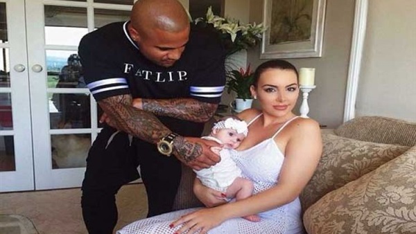 شاهد.. أشهر طفلة علي إنستجرام تسحر المتابعين بجمالها   