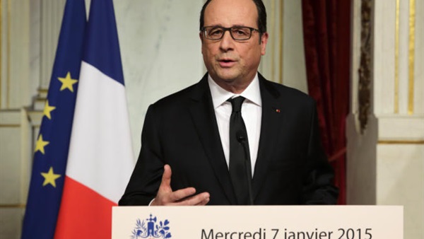 هولاند: يجب على تركيا المشاركة في الحرب على داعش هولاند: يجب على تركيا المشاركة في الحرب على داعش