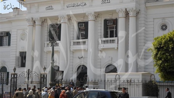 مساعد وزير الداخلية يزور مصابى حادث سيارة الشرطة بالمنيا مساعد وزير الداخلية يزور مصابى حادث سيارة الشرطة بالمنيا