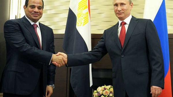 السيسي يساعد الاقتصاد الروسي   باستخدام الروبل فى السياحة المصرية 
