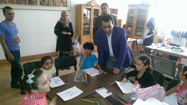 وزير الثقافة يتابع خطة تفعيل النشاط في قصر ثقافة الجيزة وزير الثقافة يتابع خطة تفعيل النشاط في قصر ثقافة الجيزة