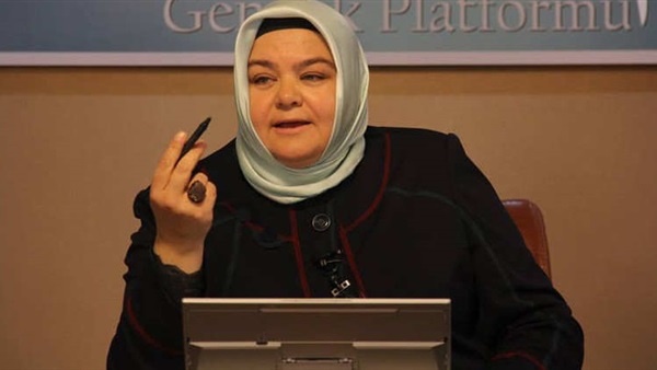 آيشان غورجان» أول وزيرة محجبة في تاريخ تركيا العلمانية آيشان غورجان» أول وزيرة محجبة في تاريخ تركيا العلمانية