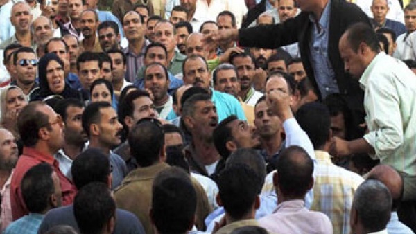 النيابة تتحفظ على محضر مليونية الموظفين النيابة تتحفظ على محضر مليونية الموظفين
