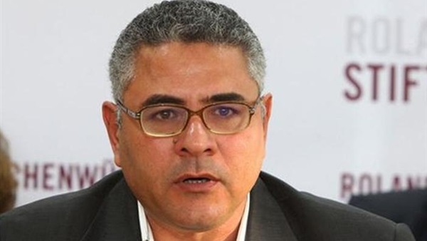 جمال عيد: كل الطرق مفتوحة لإزاحة  السيسى 