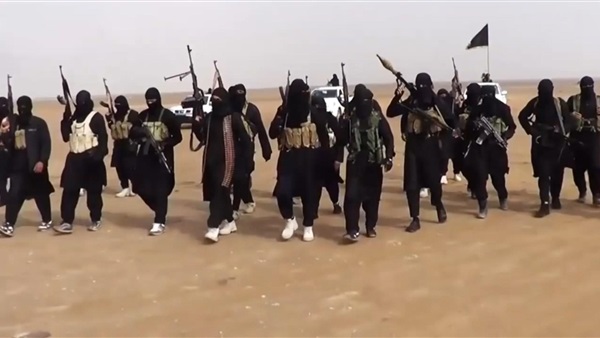 جنرال أميركي يقترح التعاون مع جبهة النصرة لضرب داعش جنرال أميركي يقترح التعاون مع جبهة النصرة لضرب داعش