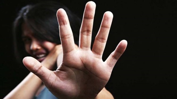 يُخدر زوجته ليغتصبها صديقه أمام أعينه بالهرم يُخدر زوجته ليغتصبها صديقه أمام أعينه بالهرم