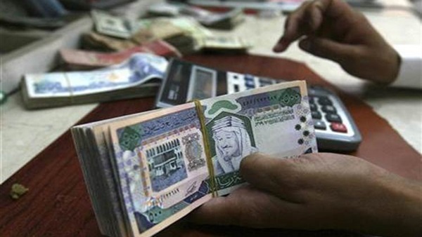 الجنيه يستقر أمام العملات العربية  خلال تعاملات اليوم 