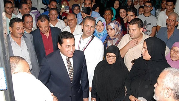بالصور.. محافظ الشرقية يودع حجاج الجمعيات بالصور.. محافظ الشرقية يودع حجاج الجمعيات