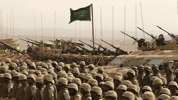 التحالف العربي يدفع بتعزيزات عسكرية بمحافظة مأرب التحالف العربي يدفع بتعزيزات عسكرية بمحافظة مأرب