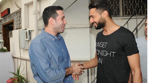 عبد المنعم لـ "أبوتريكة": أنت العشق عبد المنعم لـ "أبوتريكة": أنت العشق