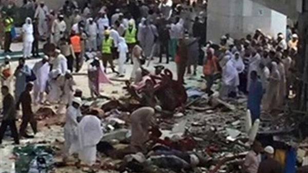 بالفيديو.. قتلى وجرحى إثر سقوط رافعة في توسعة الحرم المكي بالفيديو.. قتلى وجرحى إثر سقوط رافعة في توسعة الحرم المكي