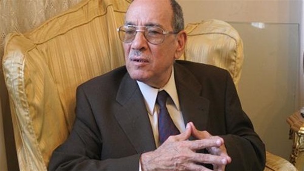 عبد الغفار: قبول استقالة «محلب» رد فعل طبيعي عقب قضايا الفساد عبد الغفار: قبول استقالة «محلب» رد فعل طبيعي عقب قضايا الفساد