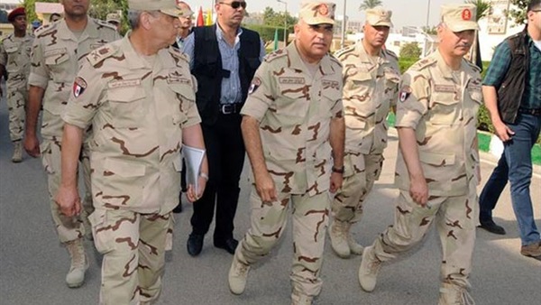 وزير الدفاع يلتقى قوات التدخل السريع.. ويؤكد: لن نتهاون في حماية الوطن وزير الدفاع يلتقى قوات التدخل السريع.. ويؤكد: لن نتهاون في حماية الوطن
