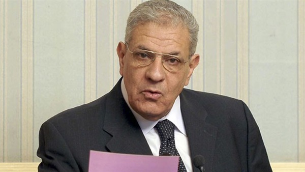 محلب لـ «طالبة الصفر»: لن أنام حتى تحصلي على حقك محلب لـ «طالبة الصفر»: لن أنام حتى تحصلي على حقك
