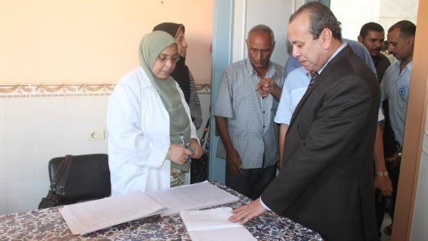 احالة ثمانية اطباء للتحقيق فى دمياط احالة ثمانية اطباء للتحقيق فى دمياط