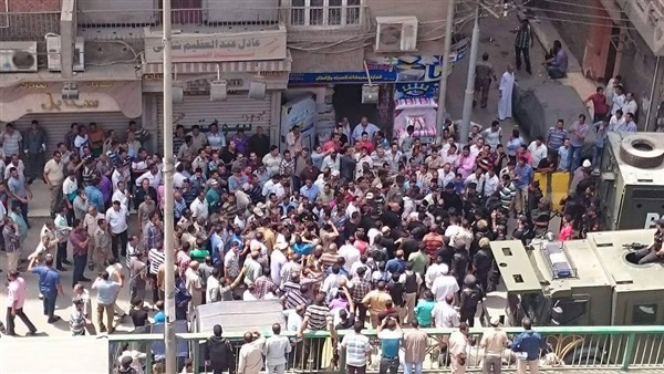 اشتباكات بين أمن الشرقية و«الإرهابية» بقرية المعزول اشتباكات بين أمن الشرقية و«الإرهابية» بقرية المعزول