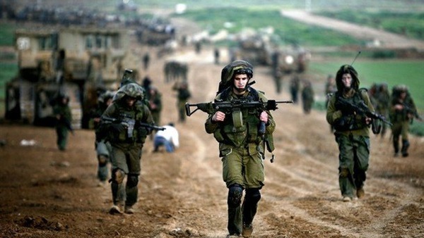 الجيش الإسرائيلي يهدم 3 منازل لفلسطينيين قرب القدس