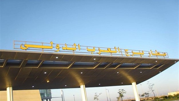 سلطات برج العرب تحبط محاولة تهريب كروت ميموري محظورة سلطات برج العرب تحبط محاولة تهريب كروت ميموري محظورة