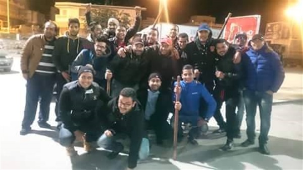 بالصورة.. تشكيل لجان شعبية لحماية المنشأت التونسية بالصورة.. تشكيل لجان شعبية لحماية المنشأت التونسية