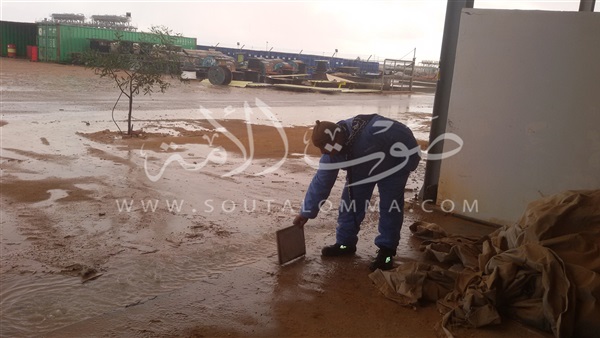 بالصورة.. أمطار غزيرة بـ«الأبيض» في محافظة مطروح