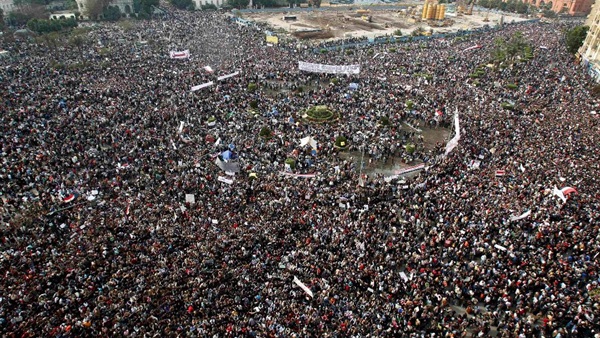 الأزهر يهنئ المصريين بعيد الشرطة والذكرى الخامسة لثورة 25 يناير الأزهر يهنئ المصريين بعيد الشرطة والذكرى الخامسة لثورة 25 يناير