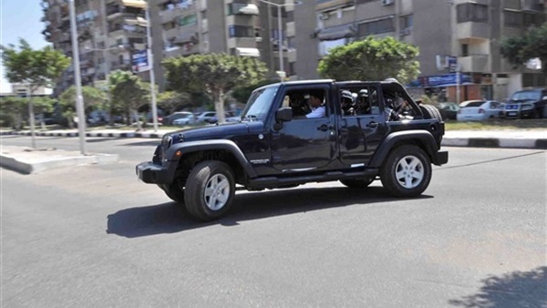 انتشار سيارات التداخل السريع بميدان التحرير انتشار سيارات التداخل السريع بميدان التحرير