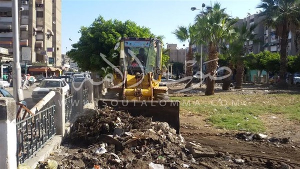 بالصور.. رئيس حى الضواحى يتفقد تطوير حديقه الخزانات ببورسعيد بالصور.. رئيس حى الضواحى يتفقد تطوير حديقه الخزانات ببورسعيد