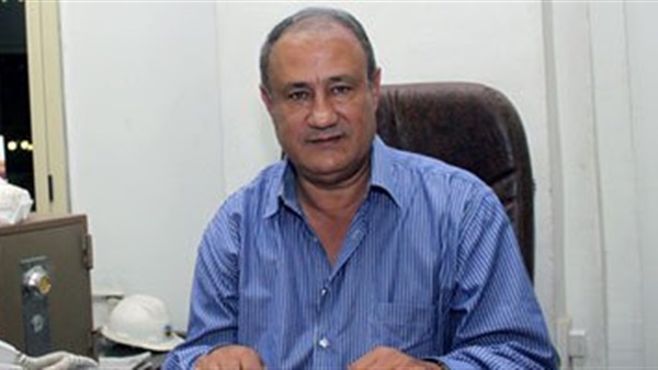 «مقلد» يواصل عمله في الزمالك رغم اصابة «العين» «مقلد» يواصل عمله في الزمالك رغم اصابة «العين»