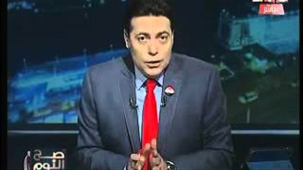 بالفيديو.. الغيطي لـ"أسماء محفوظ": "فقدتي شرفك".. ويُهاجم مُجددًا "الأسواني" بالفيديو.. الغيطي لـ"أسماء محفوظ": "فقدتي شرفك".. ويُهاجم مُجددًا "الأسواني"