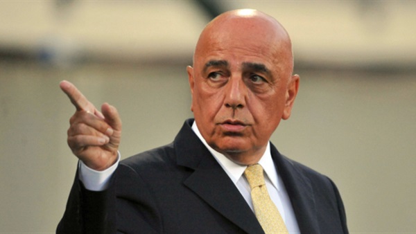 ميلان يدافع عن جالياني أمام اتهامات التهرب الضريبي ميلان يدافع عن جالياني أمام اتهامات التهرب الضريبي