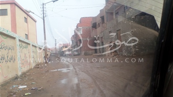 بالصور.. قري محافظة الفيوم تغرق في الوحل بالصور.. قري محافظة الفيوم تغرق في الوحل
