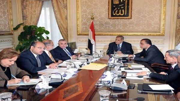 الوزراء يوافق على زيادة رسوم اشغال الطرق وخدمات الموانئ الوزراء يوافق على زيادة رسوم اشغال الطرق وخدمات الموانئ