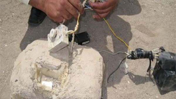 مصدر: عبوة ناسفة تزن 150 كيلو وراء انفجار العريش مصدر: عبوة ناسفة تزن 150 كيلو وراء انفجار العريش