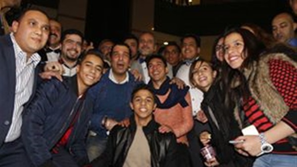 بالفيديو:معجزة لـصوت الامة "كلمة السر..بركة الحاج احمد السرساوي" بالفيديو:معجزة لـصوت الامة "كلمة السر..بركة الحاج احمد السرساوي"